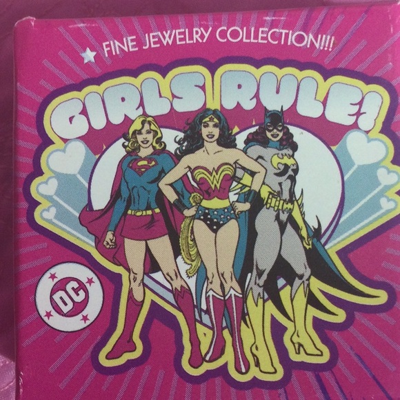⭐️ Super Girl Earrings Silver Platted, DC “ Girls Rule “Fine Jewerly Collection” - Picture 3 of 6